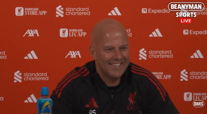 斯洛特赛前：罗伯逊在利物浦度过了9年美好时光 欧冠仍有一线生机